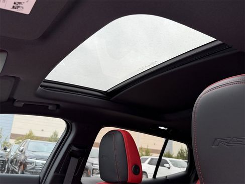 New 2026 Chevrolet Equinox EV RS image 22