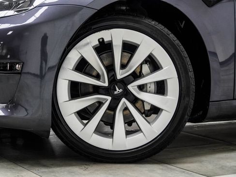 Used 2023 Tesla Model 3 Standard Range RWD image 6
