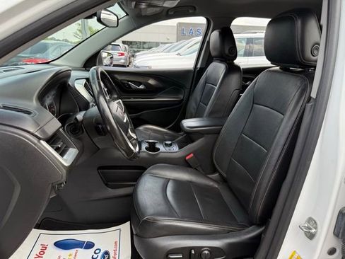 Used 2020 GMC Terrain SLT image 2