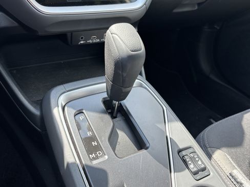 Used 2025 Subaru Crosstrek 2.5i Premium AWD/4WD image 25