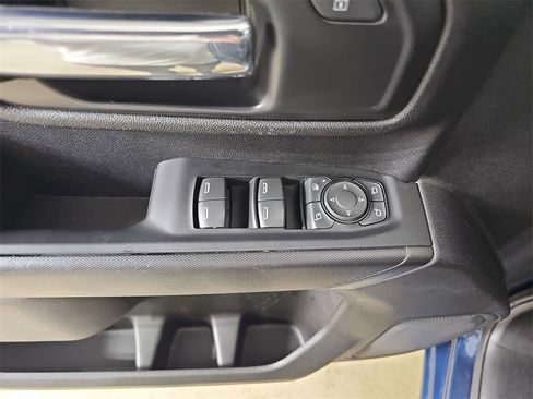 Certified 2022 Chevrolet Silverado 2500 Custom w/ Custom Value Package image 32