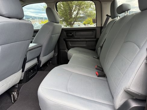 Used 2016 RAM 2500 Tradesman w/ Chrome Appearance Group AWD/4WD image 23