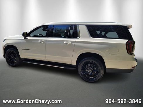 New 2026 Chevrolet Suburban LS w/ LPO, Dark Essentials Package AWD/4WD image 4