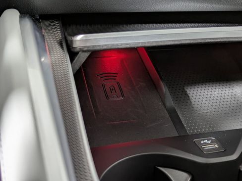 Certified 2023 BMW X6 xDrive40i w/ M Sport Package image 34