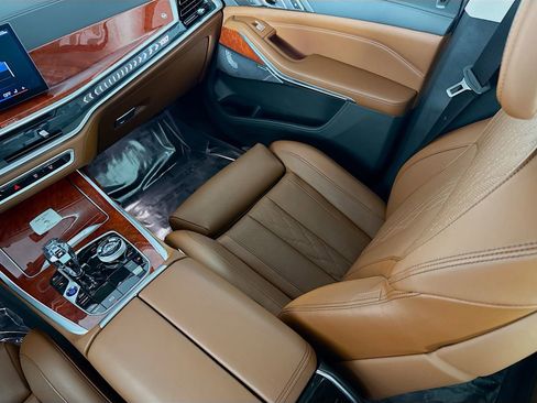 Certified 2024 BMW ALPINA XB7 image 25