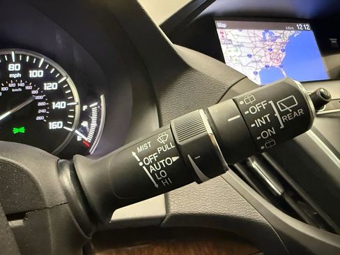 Used 2018 Acura MDX SH-AWD w/ Technology Package image 16