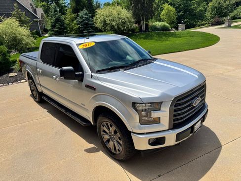 Used 2017 Ford F150 XLT w/ Equipment Group 302A Luxury AWD/4WD image 31