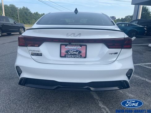 Used 2023 Kia Forte GT-Line w/ GT-Line Premium Package FWD image 5