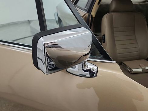 Used 1988 Jaguar XJS V12 Convertible image 19