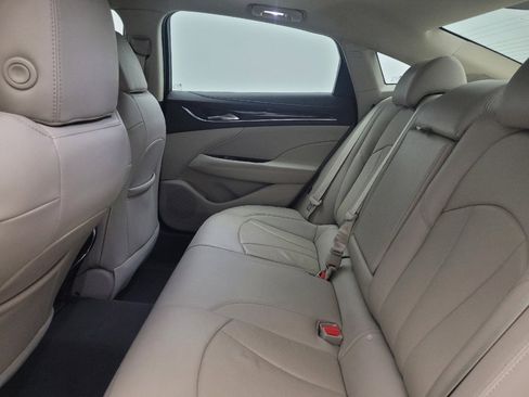 Used 2018 Buick LaCrosse Premium w/ Driver Confidence Package #2 FWD image 18