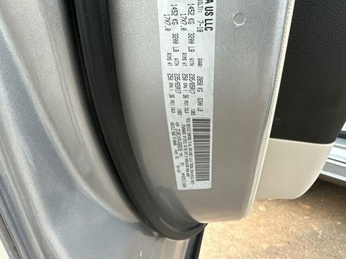 Used 2018 Chrysler Pacifica Limited w/ Advanced Safetytec Group image 33