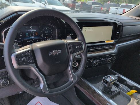 Used 2024 Chevrolet Silverado 1500 RST w/ All Star Edition Plus AWD/4WD image 9