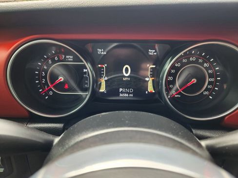 Used 2020 Jeep Gladiator Rubicon AWD/4WD image 16