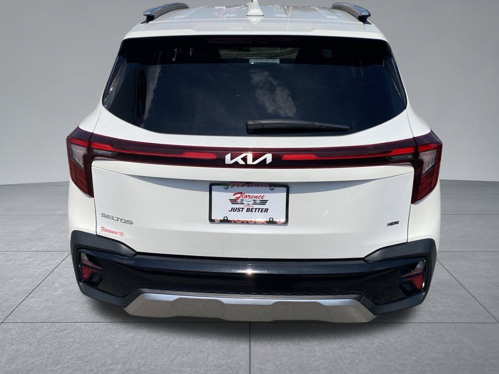 Used 2024 Kia Seltos SX AWD/4WD image 11