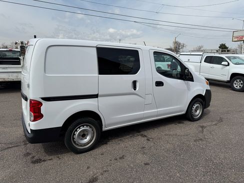 Used 2019 Nissan NV200 S image 10