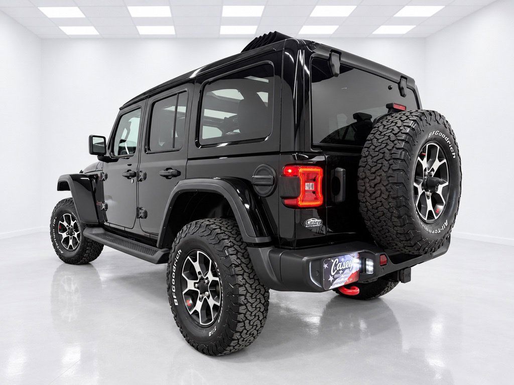 Used 2022 Jeep Wrangler Unlimited Rubicon w/ Advanced Safety Group AWD/4WD image 17