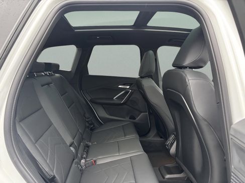 Used 2026 BMW X1 xDrive28i w/ Technology Package image 32