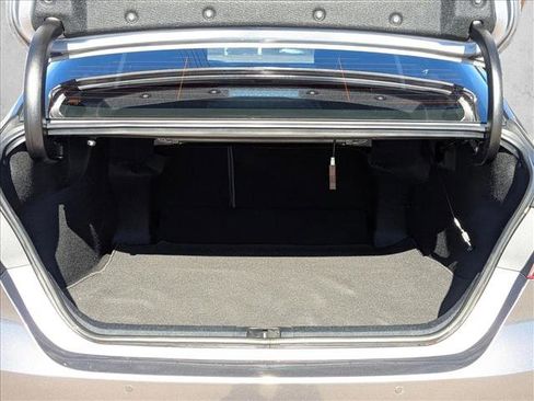 Used 2018 Toyota Camry XLE image 21