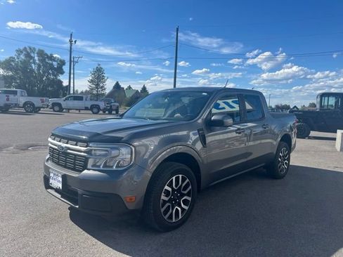 Used 2022 Ford Maverick Lariat FWD image 3