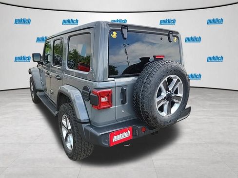 Used 2019 Jeep Wrangler Unlimited Sahara AWD/4WD image 3