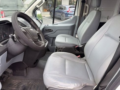 Used 2019 Ford Transit 150 148 Low Roof RWD image 3