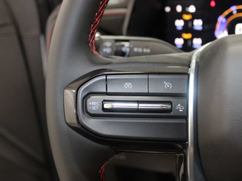 New 2025 Chevrolet Colorado Z71 w/ Midnight Edition AWD/4WD image 34