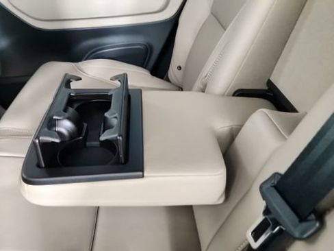 New 2026 Volvo XC90 T8 Ultra w/ Lounge Package AWD/4WD image 31
