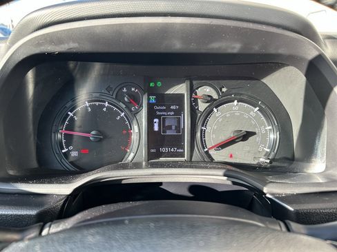 Used 2020 Toyota 4Runner SR5 Premium image 26