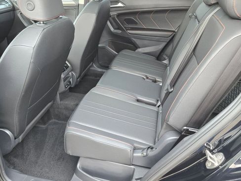 Used 2024 Volkswagen Tiguan Wolfsburg Edition image 21