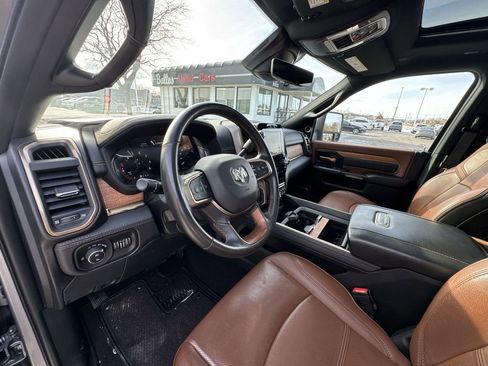 Used 2024 RAM 2500 Limited w/ Safety Group image 10