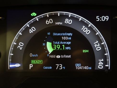 Used 2021 Toyota RAV4 Limited AWD/4WD image 17
