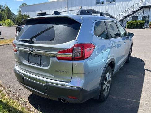 Used 2020 Subaru Ascent Premium w/ Convenience Package AWD/4WD image 2