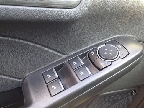 Used 2023 Ford Escape SE w/ PHEV Premium Package FWD image 10