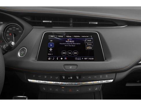 Used 2023 Cadillac XT4 Sport w/ Cold Weather Package AWD/4WD image 13