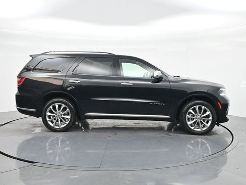 Used 2023 Dodge Durango Citadel image 4