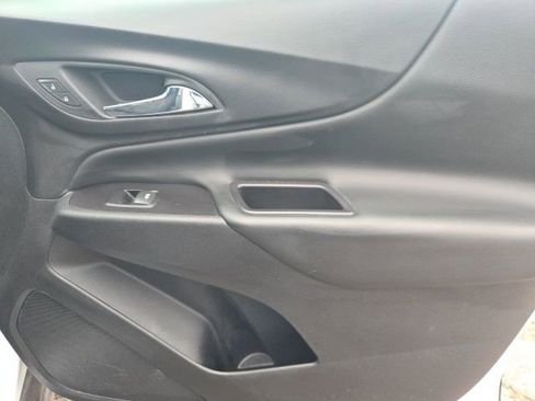 Used 2020 Chevrolet Equinox LT image 48