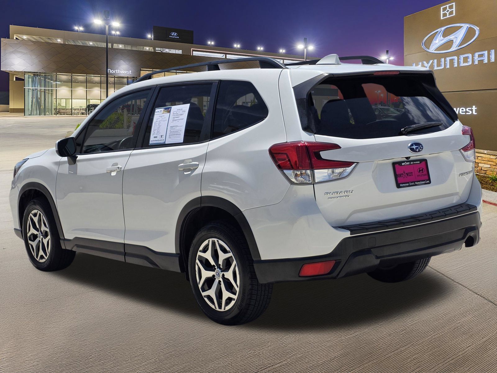 Used 2019 Subaru Forester Premium w/ Popular Package #1 AWD/4WD image 9