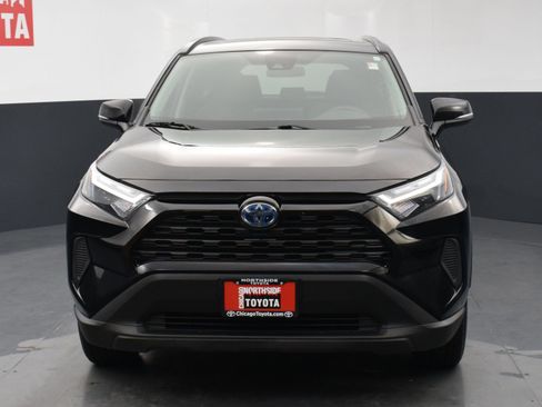 Used 2023 Toyota RAV4 XLE w/ Convenience Package AWD/4WD image 7