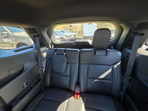 New 2026 Ford Explorer ST-Line w/ ST-Line Street Pack image 12
