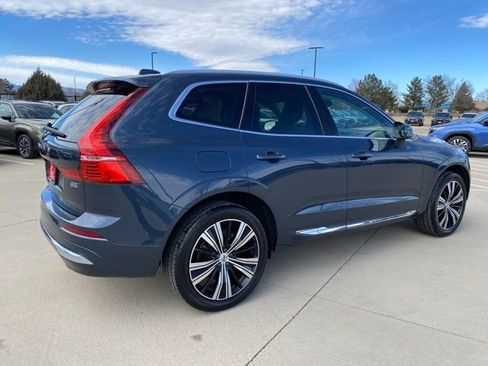 Used 2023 Volvo XC60 B5 Plus w/ Climate Package image 5