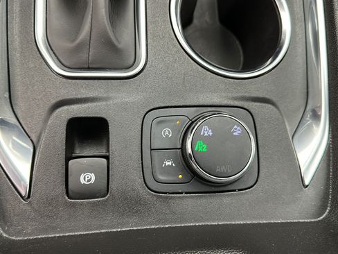 Used 2023 Chevrolet Traverse LS w/ Safety Package AWD/4WD image 20