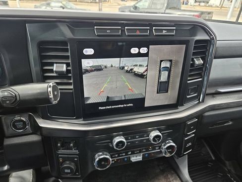 Certified 2024 Ford F250 Lariat w/ Black Appearance Package image 11