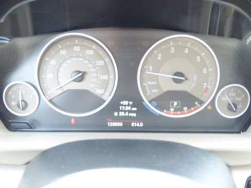 Used 2012 BMW 328i Sedan RWD image 12