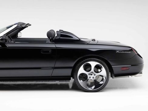 Used 2002 Ford Thunderbird RWD image 35