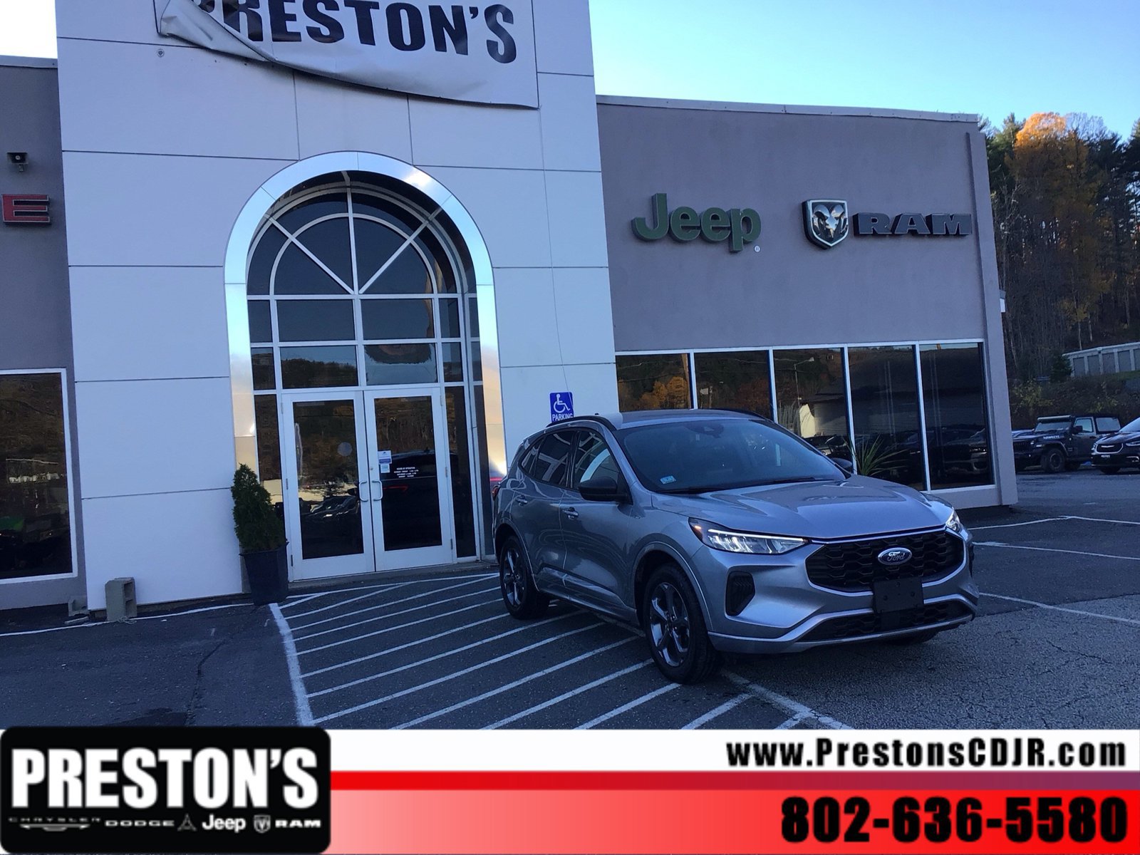 Used 2024 Ford Escape ST-Line AWD/4WD image 7