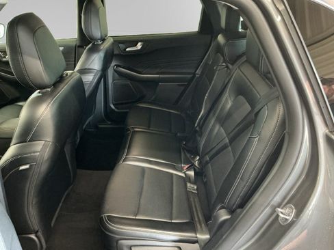 Certified 2025 Ford Escape Platinum AWD/4WD image 13
