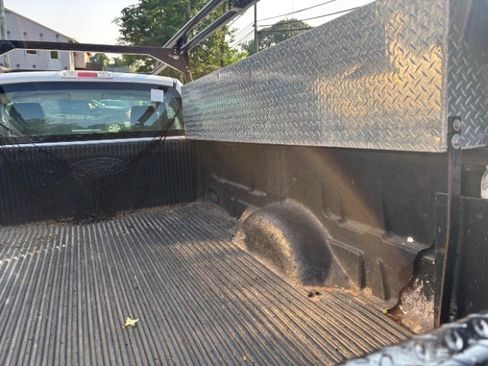 Used 2005 Ford F150 STX image 25