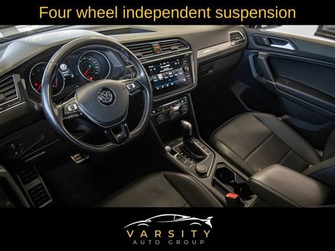 Used 2020 Volkswagen Tiguan SE image 17