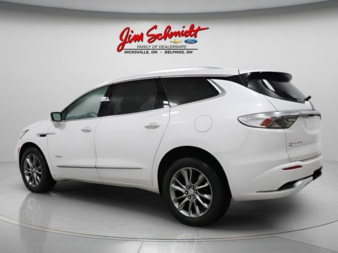 Used 2023 Buick Enclave Avenir w/ Avenir Technology Package image 4