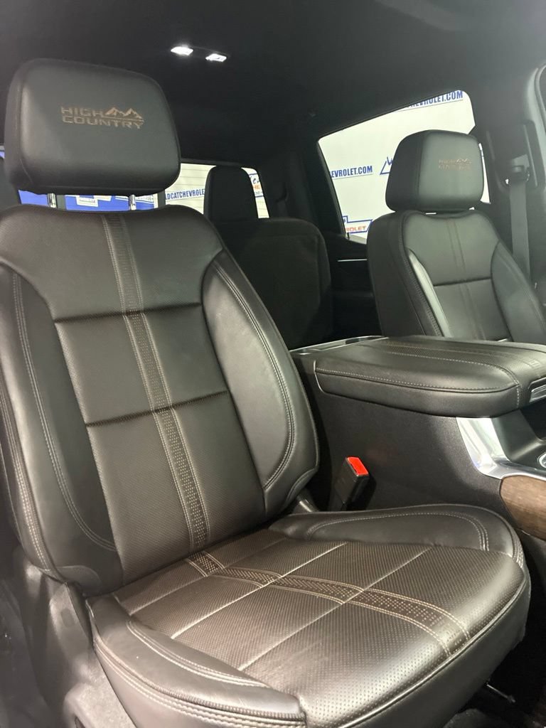 Used 2023 Chevrolet Silverado 1500 High Country w/ Technology Package AWD/4WD image 54